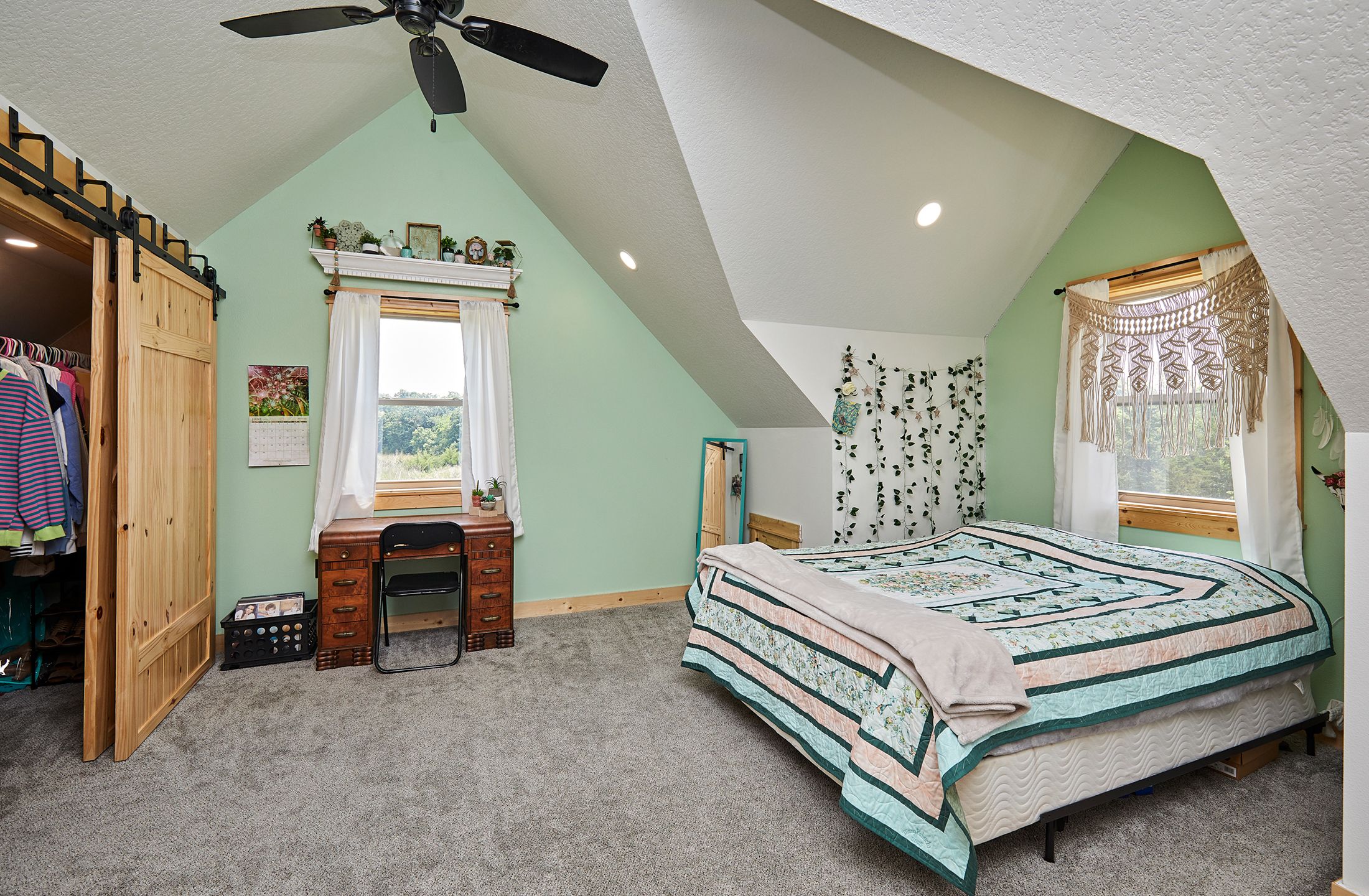 Listing Photo: 7708 Virginia St_040